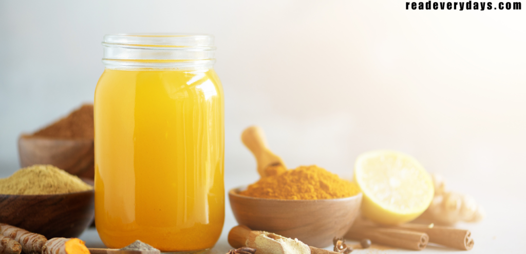 Turmeric and Lemon Juice: To Treat Dark Spots on Skin